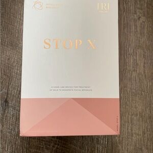 Tripollar STOP X RF Skincare Device
